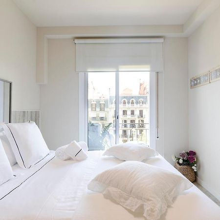 Chic Gran Via Apartment Barcelona Ngoại thất bức ảnh
