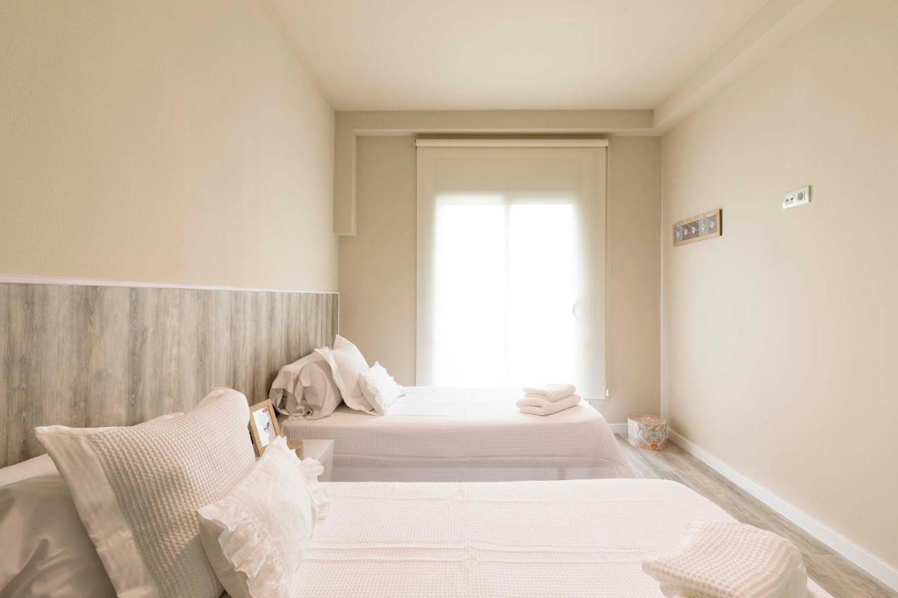 Chic Gran Via Apartment Barcelona Ngoại thất bức ảnh