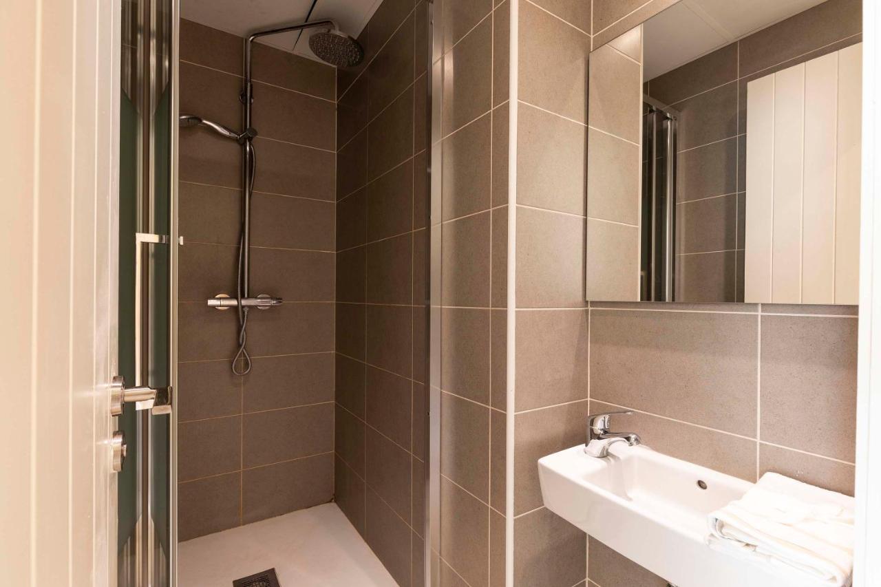 Chic Gran Via Apartment Barcelona Ngoại thất bức ảnh