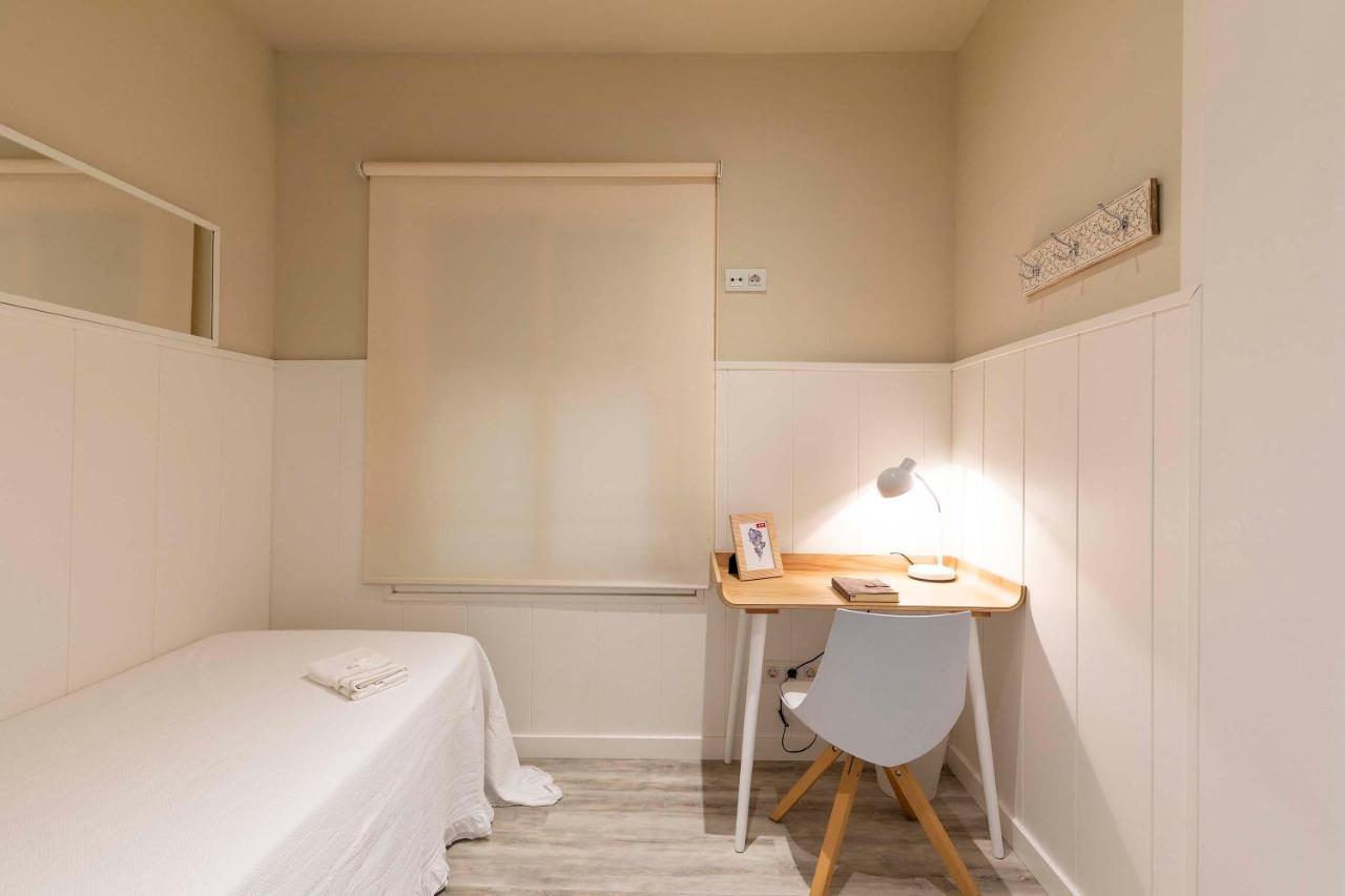 Chic Gran Via Apartment Barcelona Ngoại thất bức ảnh